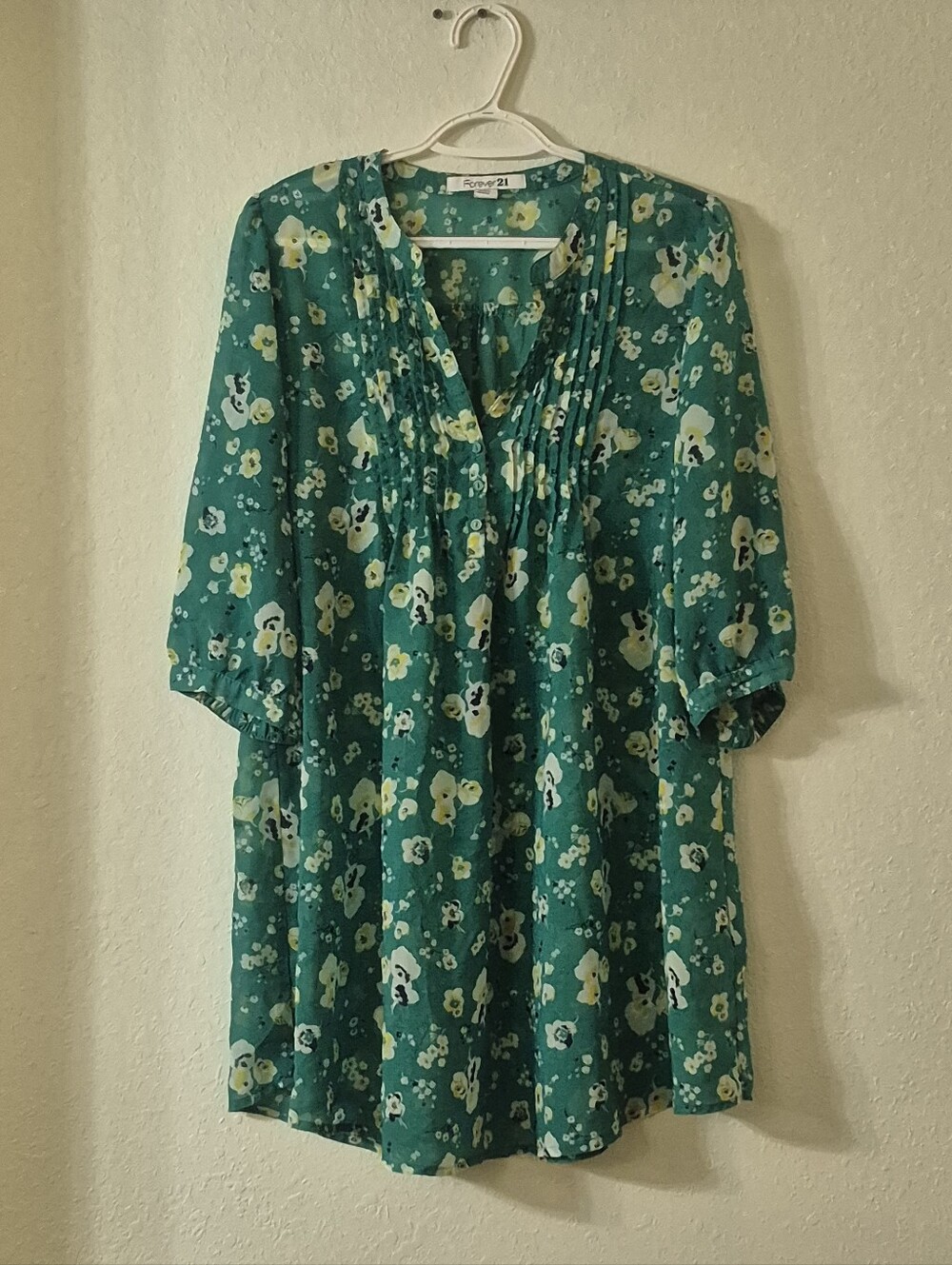 Forever 21 Teal Floral Pintuck Tunic